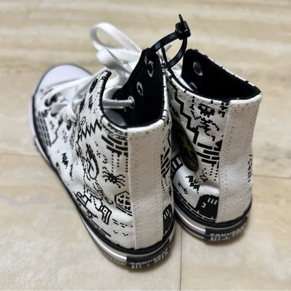 CONVERSE CHUCK TAYLOR All Star Gamer Black and White High-Top Sneakers (US 4) - Picture 6 of 9